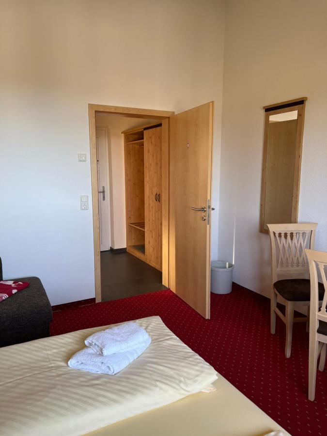Gaststaette & Pension Waldschloesschen Oberhof  Esterno foto