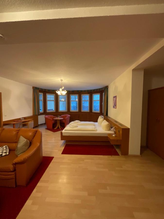 Gaststaette & Pension Waldschloesschen Oberhof  Esterno foto