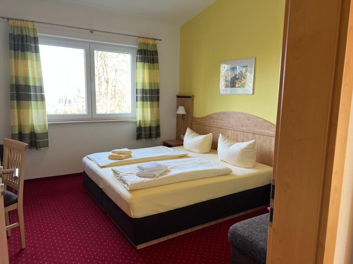 Gaststaette & Pension Waldschloesschen Oberhof  Esterno foto