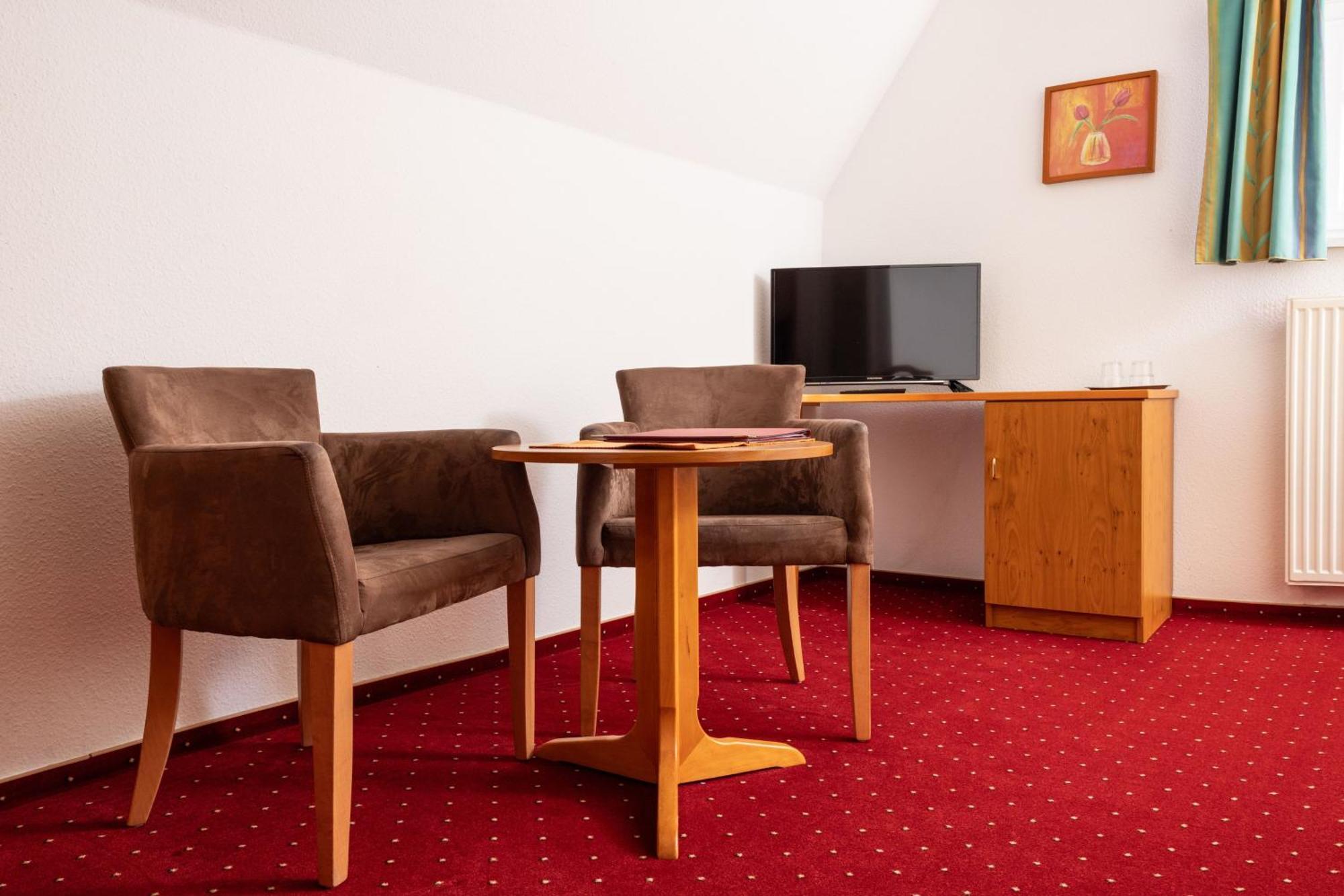 Gaststaette & Pension Waldschloesschen Oberhof  Esterno foto